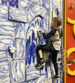Clip & Climb – Ravenscraig Activity Centre